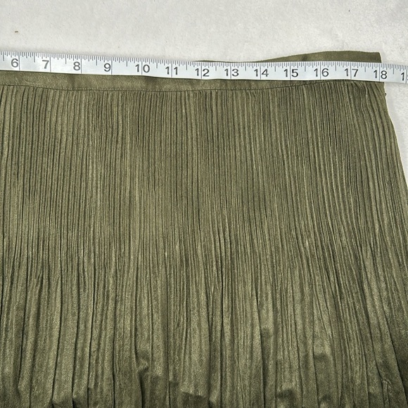 Coldwater Creek Pleated Army Green Skirt LP - Picture 7 of 8
